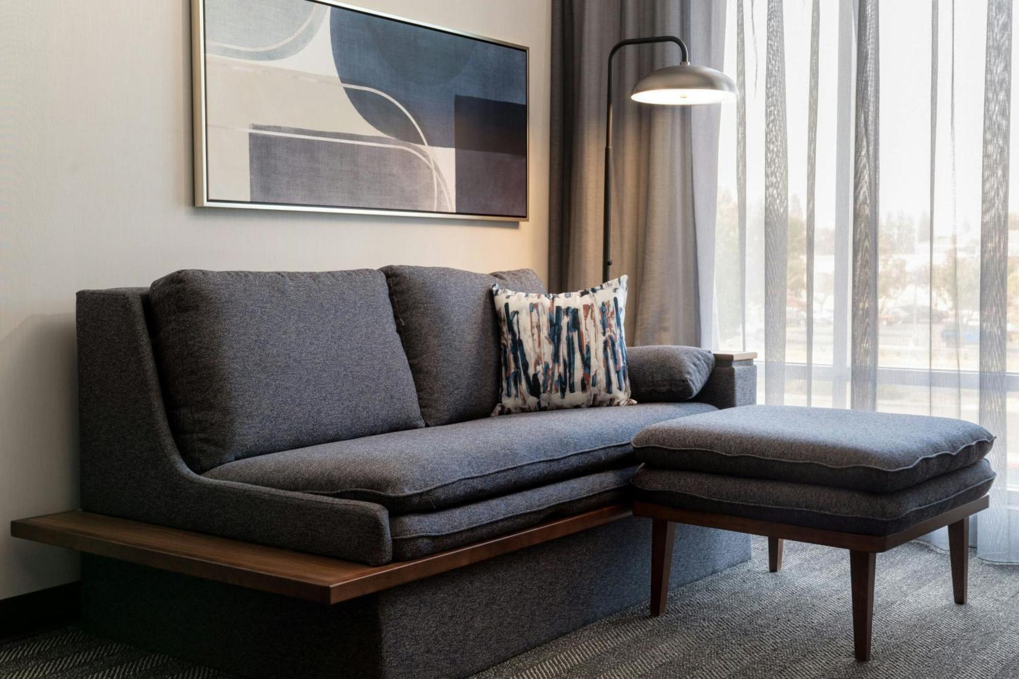 Courtyard By Marriott Fresno Clovis酒店 外观 照片
